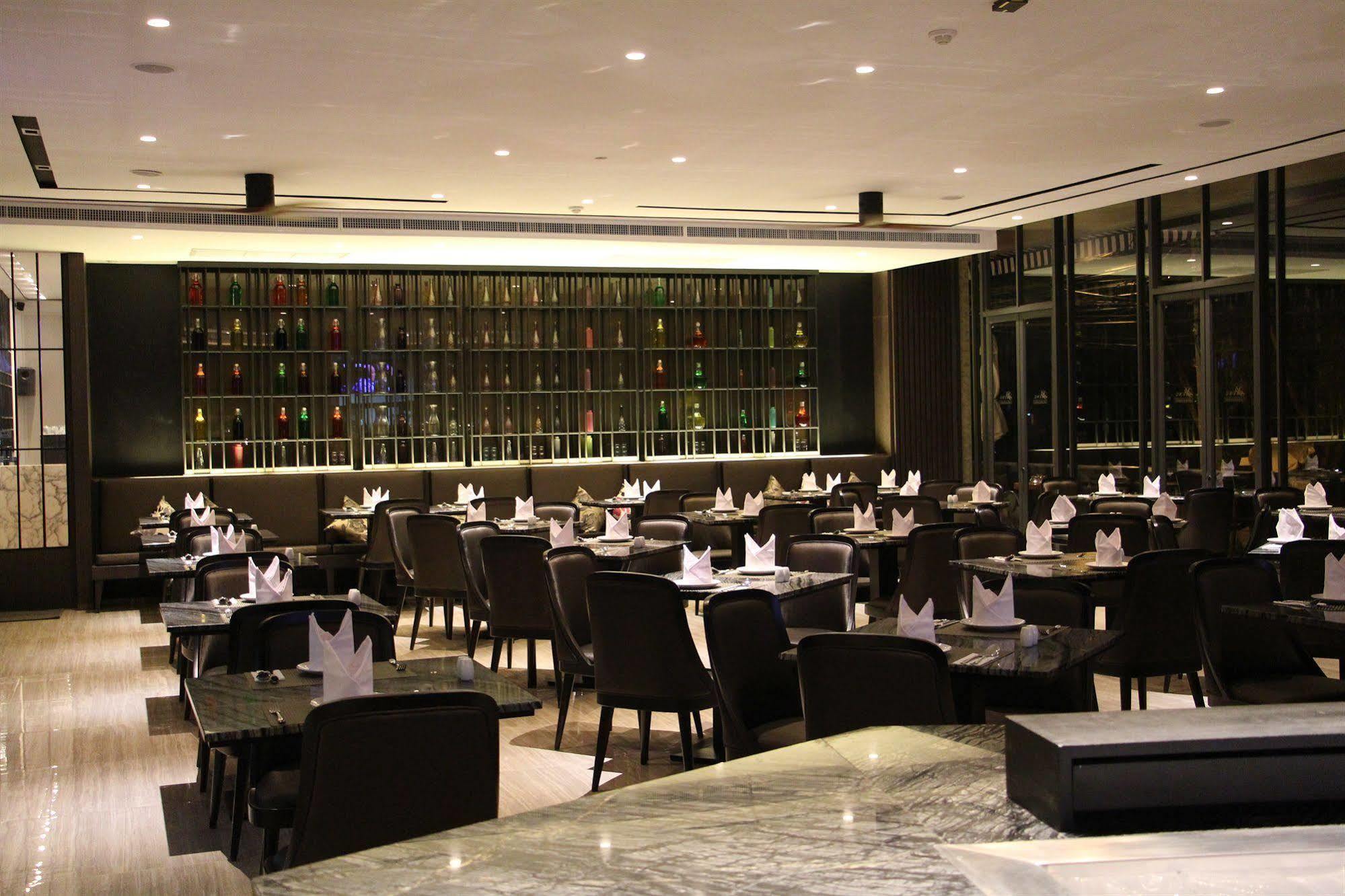 The Siamese Hotel Pattaya By Pcl Экстерьер фото